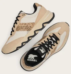 SOREL Kinetic™ Ember Women's Sneaker Chalk, Ceramic Hot