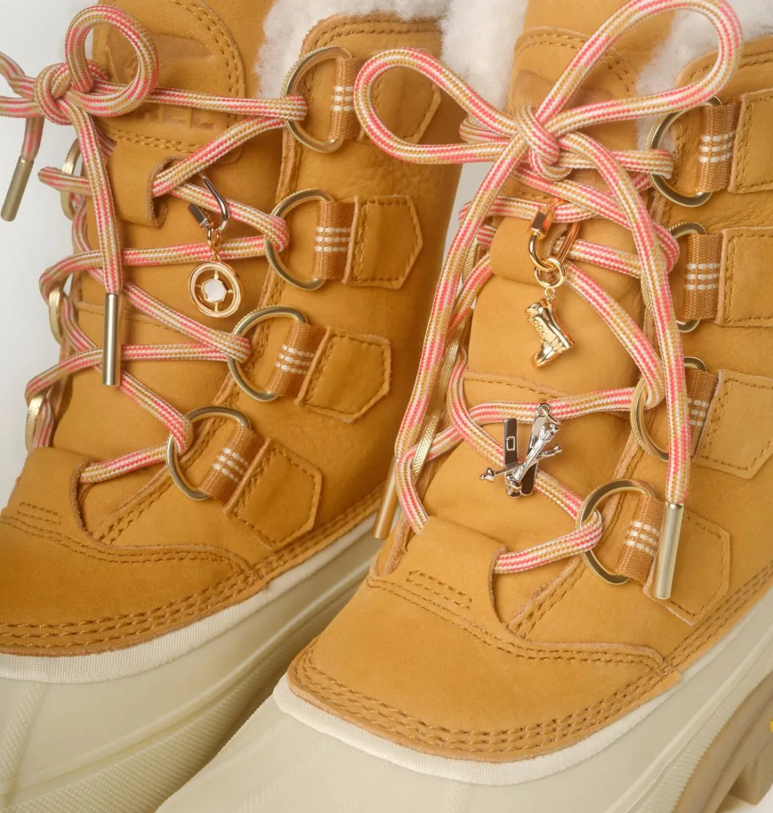 SOREL The Caribou Charm Gold Best